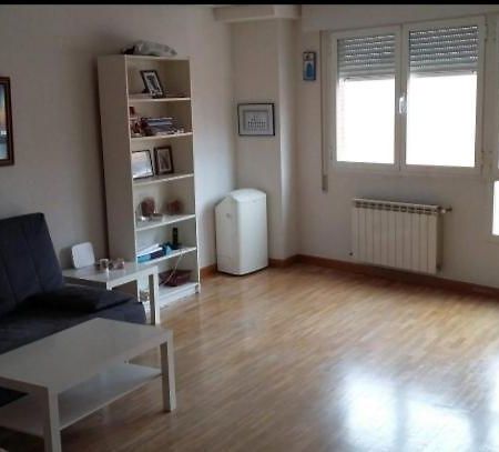 Habitacion Muy Cerca Del Centro, En El Metro 10Min A Sol/ Gran Via Apartment Madrid Ngoại thất bức ảnh